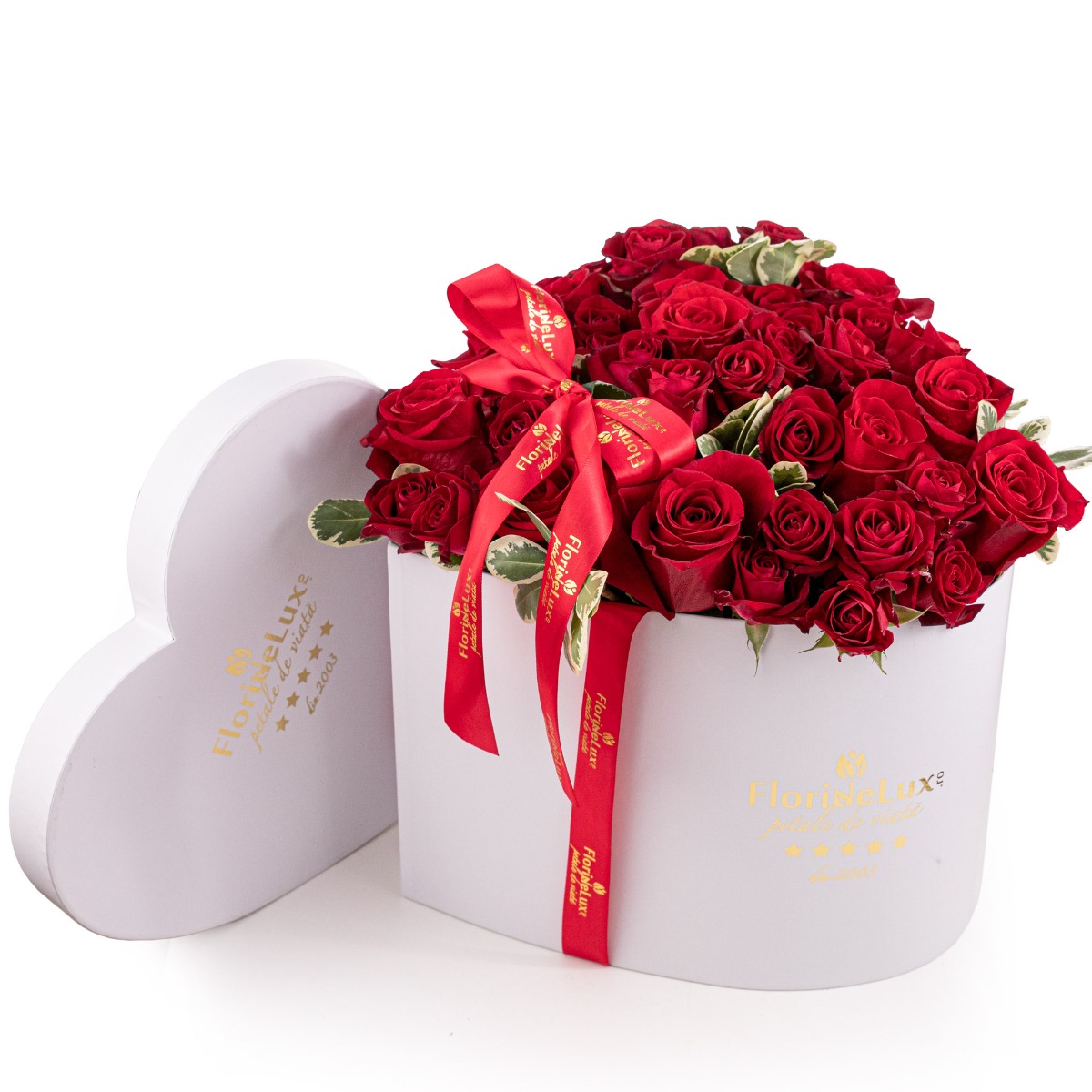 Cutie inima alba cu trandafiri rosii-Premium